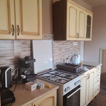 Pazsit-To Vendeghaz Apartment Bekesszentandras Ngoại thất bức ảnh